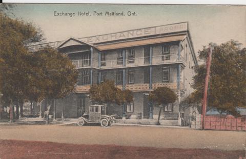 Exchange Hotel Port Maitland Note it had three floors in those days. The top floor would be burnt off in early 1950s
